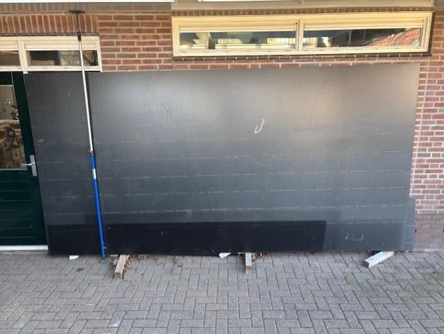 Trespa Meteon platen 4270x2130x8 zwart l 3 stuks l 27m2, Doe-het-zelf en Verbouw, Platen en Panelen, Ophalen, Gebruikt, HPL, Minder dan 20 mm