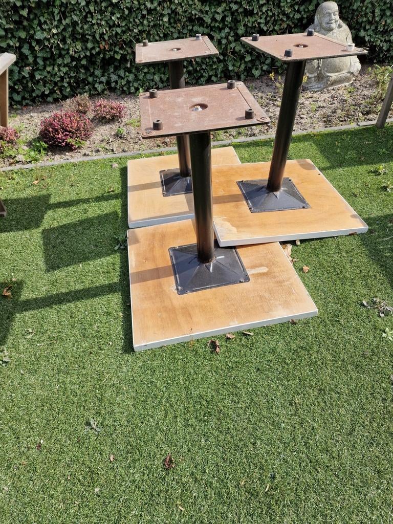 3 tuin tafels gratis, Ophalen of Verzenden, Gebruikt