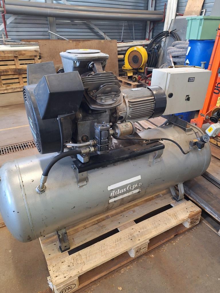Atlas Copco compressor LE8, 100 liter of meer, Ophalen
