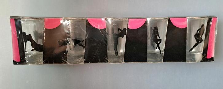 Shotglaasjes met vrouwelijke silhouetten - Nieuw, Huis en Inrichting, Keuken | Keukenbenodigdheden, Nieuw, Verzenden