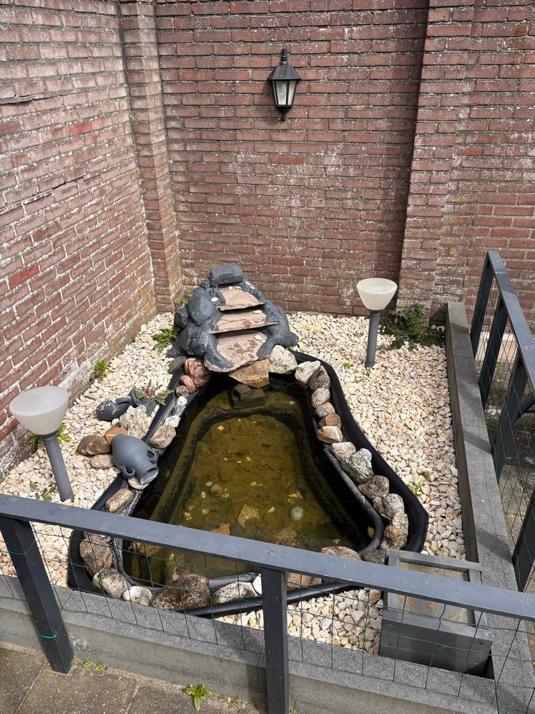 Vijver met waterval, Tuin en Terras, Vijvers, Ophalen, Gebruikt