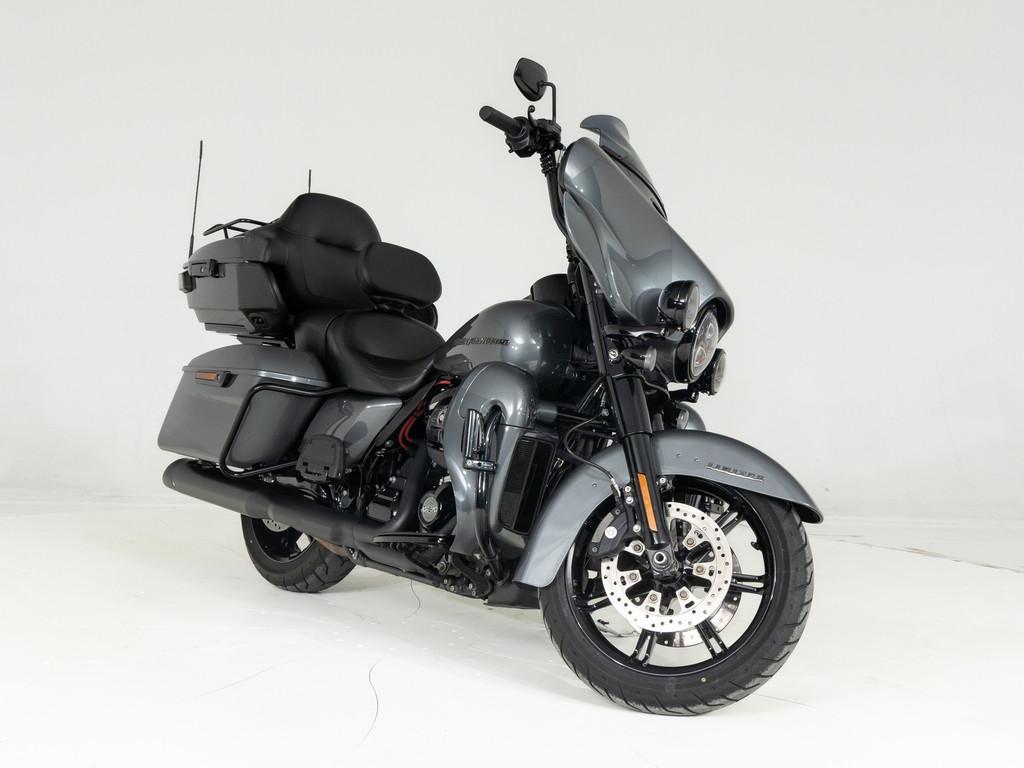 Harley-Davidson FLHTK Ultra Limited Solid Colour Blacked out, Bedrijf, Toermotor, Laan van Vredenoord 33
2289 DA  Rijswijk ZH, NL