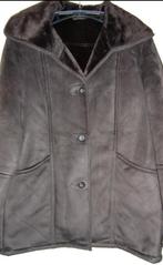 Donkerbruine suede winterjas, mt. 40/42, Kleding | Dames, Maat 38/40 (M), Bruin, Ophalen of Verzenden, Zo goed als nieuw