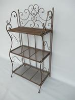 Etagere wandrek plantenrek met drie schappen bruin, Helene Livingstyle, Gebruikt, Helenelivingstyle@gmail.com, 7531TJ