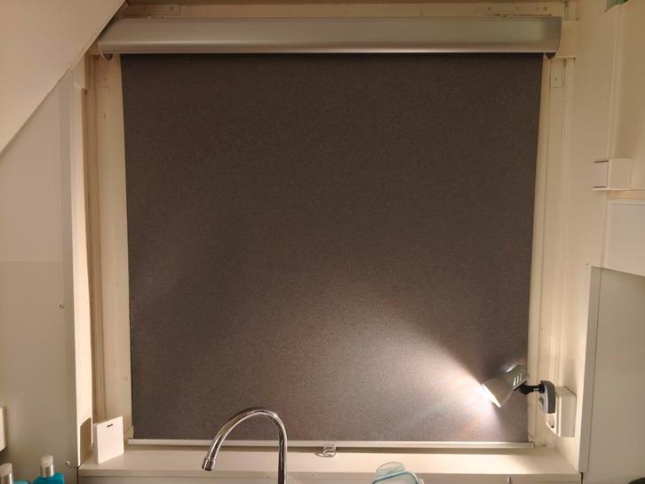 Verduisterend rolgordijn lichtgrijs 100x195 cm, Huis en Inrichting, Stoffering | Gordijnen en Lamellen, Ophalen