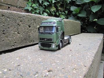 Motorart Volvo FH 16 globetrotter 660. beschikbaar voor biedingen