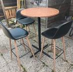 Barkrukken met statafel, 2 krukken, Ophalen, Zo goed als nieuw, 60 tot 90 cm