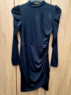 NIEUW Zwarte halflange jurk mt 38 Amisu met Aanrimpeling, Zwart, Nieuw, Boven de knie, Ophalen