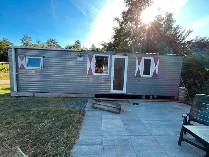 Stacaravan Europarcs Zuiderzee: Bosrand, afmaken, €17,5k!, Caravans en Kamperen, Stacaravans, tot en met 2, Ophalen
