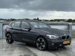 BMW 1-serie 116i High Executive | Pano | Xenon | Clima | Tre, 65 €/maand, Gebruikt, 4 cilinders, Lichtsensor