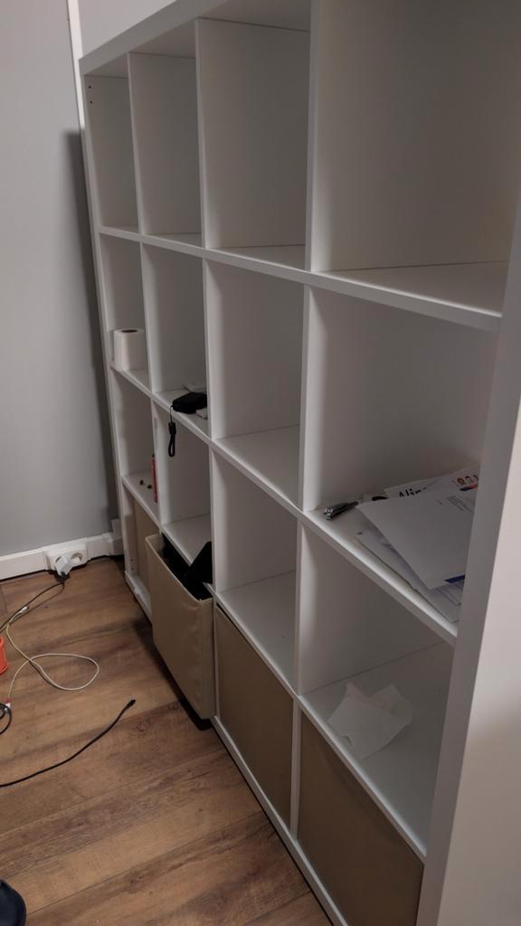 IKEA KALLAX - Witte Kast met Vakken - Ideaal voor Opslag!, Huis en Inrichting, Kasten | Boekenkasten, Zo goed als nieuw, 100 tot 150 cm
