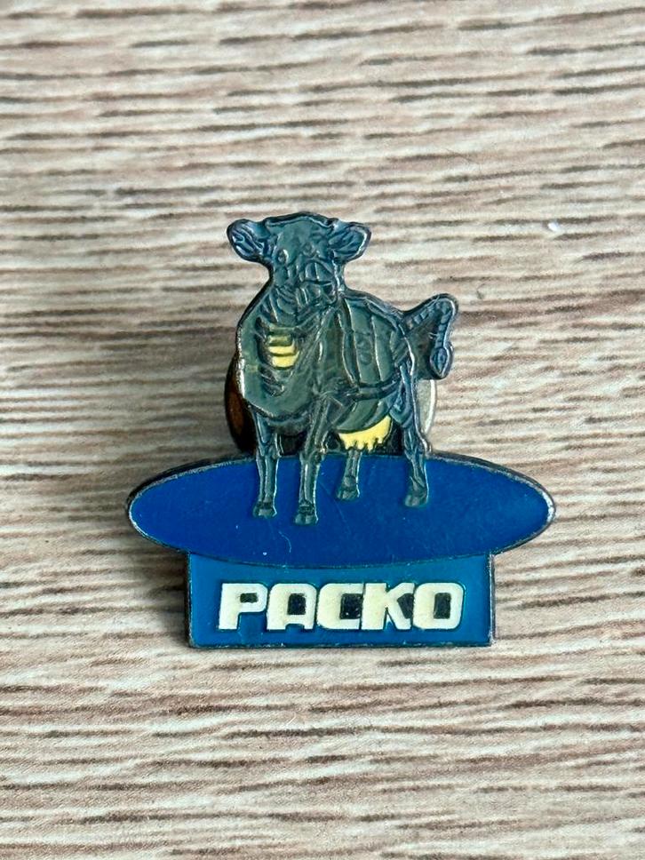 Packo Vintage Pin, Verzamelen, Speldjes, Pins en Buttons, Gebruikt, Speldje of Pin, Merk, Ophalen of Verzenden