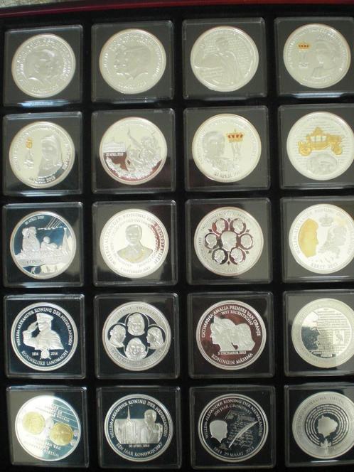 20 Verzilverde Munten/Penningen Ons Vorstenhuis, Postzegels en Munten, Munten | Nederland, Setje, Overige waardes, Zilver, Ophalen of Verzenden