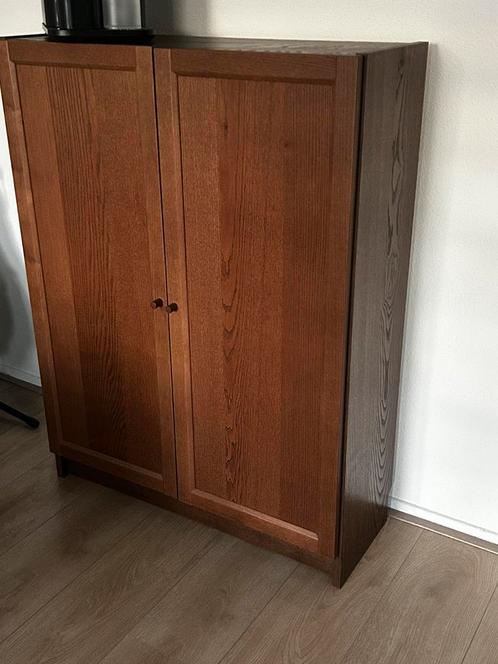 Ikea Billy kast bruin Essenfineer, Huis en Inrichting, Kasten | Computermeubels, Zo goed als nieuw, 70 tot 120 cm, Ophalen of Verzenden