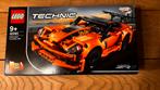 Lego Technic Chevrolette Corvet, Ophalen of Verzenden, Zo goed als nieuw