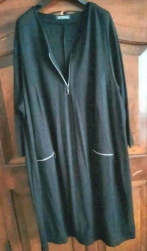 Zwarte Verpass V hals jurk met ritsen 54, Kleding | Dames, Grote Maten, Zo goed als nieuw, Jurk, Zwart, Verzenden