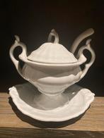 Petrus Regout Soepterrine met Onderbord, Antiek en Kunst, Antiek | Keramiek en Aardewerk, Ophalen