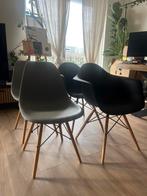 4 kunstof eetkamer stoelen met houten onderstel, Ophalen, Zwart, Vier, Metaal