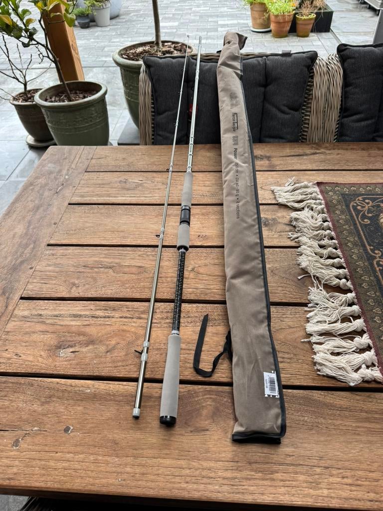 nieuwe fierce tackle 2,59m en 40-80 gr hengels,  kwaliteit !, Watersport en Boten, Hengelsport | Zeevissen, Ophalen of Verzenden