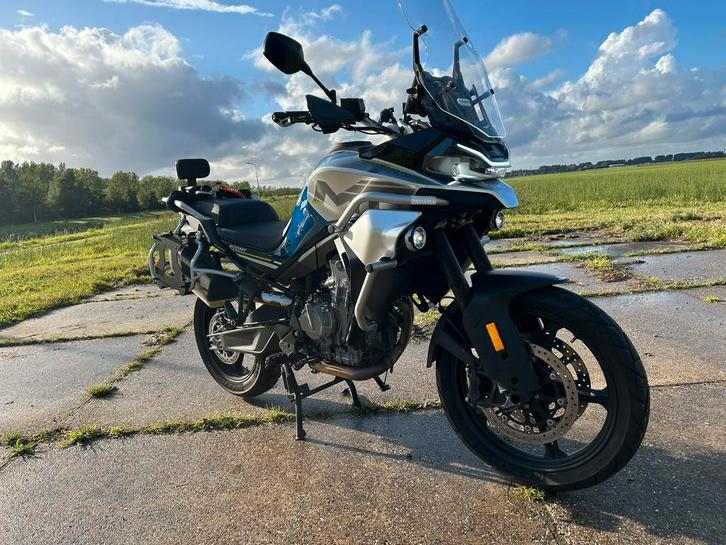 CF Moto 800mt sport met 5K in perfecte staat, Motoren, Motoren | CFMOTO, Particulier, meer dan 35 kW, 2 cilinders, Motorrijbewijs A