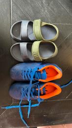 GRATIS sandalen en voetbalschoenen maat 28, Ophalen, Zo goed als nieuw, Jongen of Meisje, Overige typen