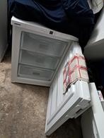 Zgan jonge LIEBHERR vriezer 3 ruime lades A + klasse, Zo goed als nieuw, Energieklasse A of zuiniger, Ophalen, Vrieskast