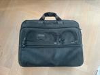 Tumi Deluxe Aktentas op wieltjes, Computers en Software, Laptoptassen, Ophalen of Verzenden, 17 inch of meer, Zo goed als nieuw