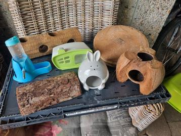 Div knaagdier speeltjes huisjes  beschikbaar voor biedingen