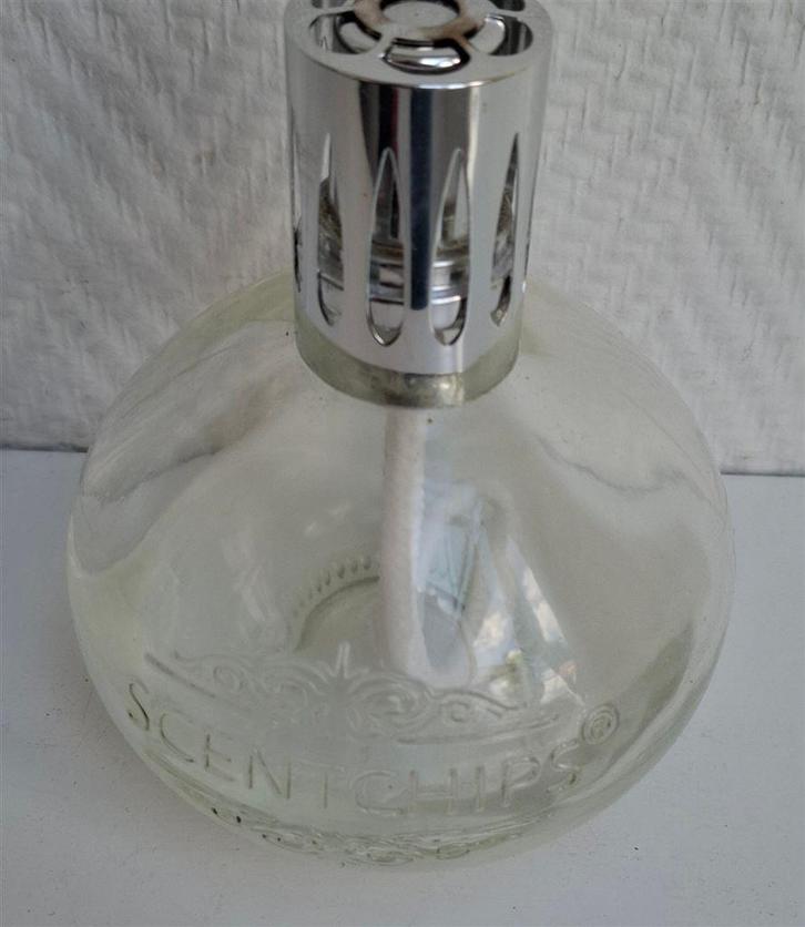 Scentchips oliebrander, Huis en Inrichting, Woonaccessoires | Kandelaars en Kaarsen, Zo goed als nieuw, Minder dan 25 cm, Overige materialen