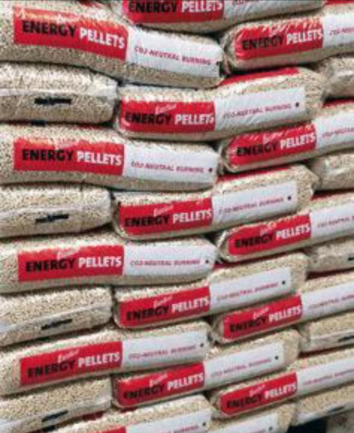 Energy pellets. Bijna 1000 kg, Tuin en Terras, Haardhout, Blokken, Overige houtsoorten, Ophalen