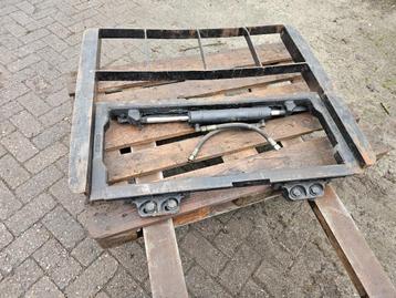 3 x Sideshift bord , Fem 2, beschikbaar voor biedingen