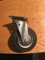 Vier zwenkwielen (2x met rem, 2x zonder), Doe-het-zelf en Verbouw, Zwenkwielen, Ophalen, Zo goed als nieuw
