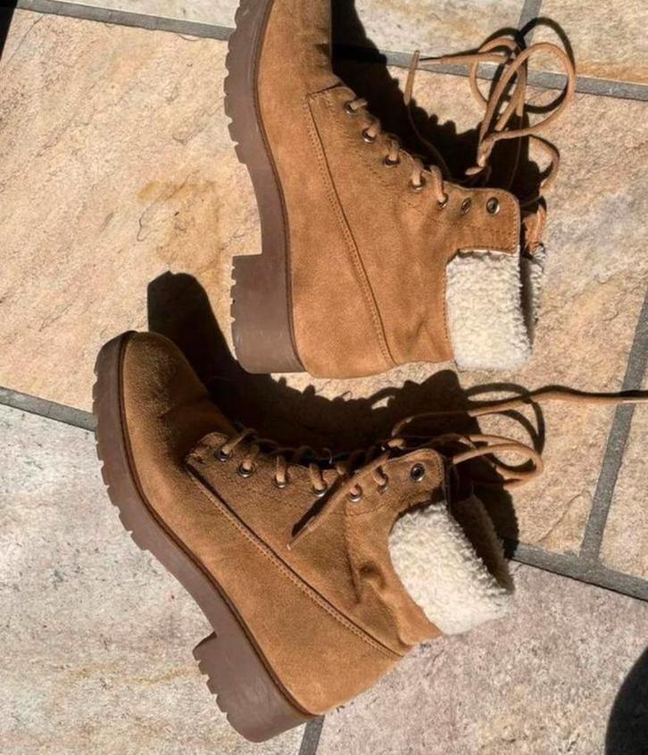 Beige forever-21 schoenen, dames, 38, Kleding | Dames, Schoenen, Zo goed als nieuw, Sneakers of Gympen, Beige, Ophalen of Verzenden