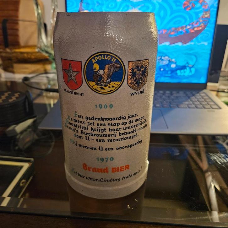 Brand Bier Stein - Apollo 11 & Maastricht Universiteit, Antiek en Kunst, Antiek | Keramiek en Aardewerk, Ophalen of Verzenden