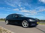 BMW 3-Serie 330D F31 High Executive Touring AUT 2014 Zwart, Automaat, Euro 5, Achterwielaandrijving, 1800 kg