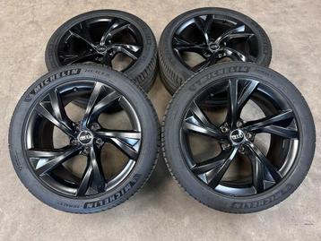 18 inch originele velgen + zomerbanden Audi A4 B9 B8  beschikbaar voor biedingen
