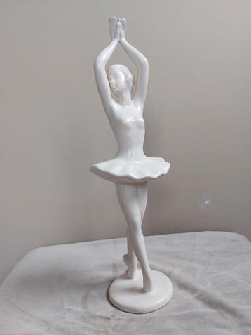 Flora Holland Gouda ballerina wit beschikbaar voor biedingen