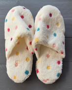 Nieuw! Fluffy stippen sloffen maat 40/41, Ophalen of Verzenden, Nieuw