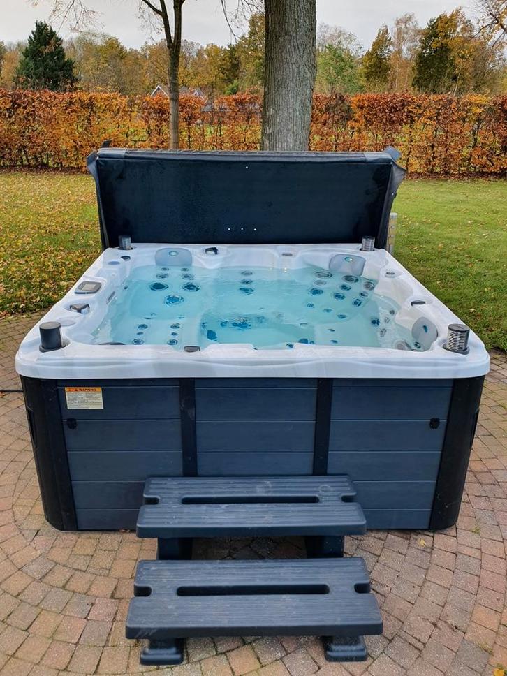 Jacuzzi balboa groot aanbod jong gebruikte spa's, Tuin en Terras, Bubbelbaden en Hottubs, Zo goed als nieuw, Ophalen of Verzenden