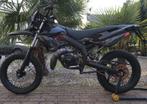 Custom Derbi Senda SM 50cc, Fietsen en Brommers, Brommers | Derbi, Ophalen, 6 versnellingen, Gebruikt, Maximaal 45 km/u