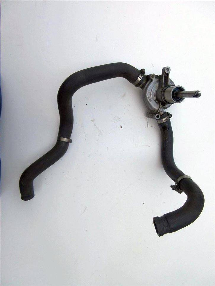 Honda CBR600 waterpomp CBR 600 F water pomp PC19 PC23 600F1, Motoren, Tuning en Styling, Ophalen of Verzenden