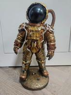 ASTRONAUT STEAMPUNK 31 CM , NIEUW , MAAN , GOUD , DECORATIE, Ophalen of Verzenden, Nieuw