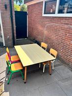 Kindertafel, knutseltafel met 4 stoelen, schoolmeubel, Ophalen, Gebruikt