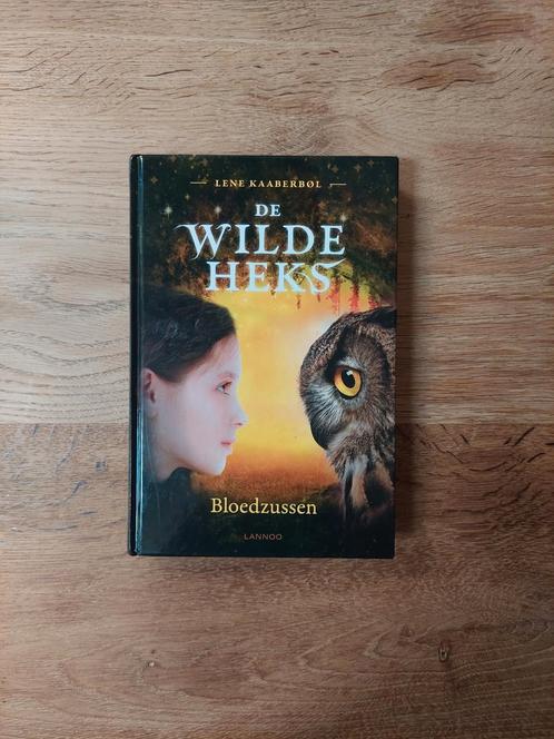 Lene Kaaberbøl - De wilde heks IV - Bloedzussen, Boeken, Kinderboeken | Jeugd | onder 10 jaar, Zo goed als nieuw, Ophalen of Verzenden