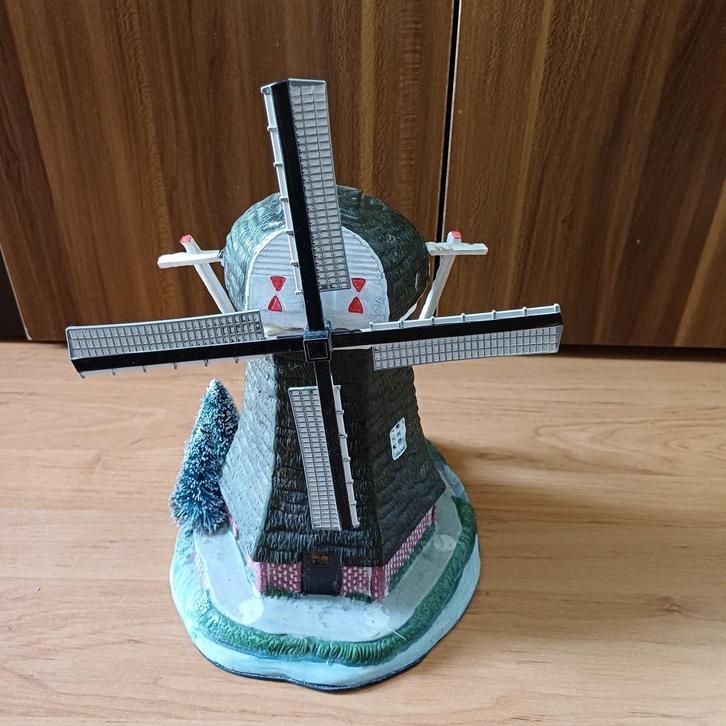 Intratuin keramische molen 21x19x22 cm, Diversen, Kerst, Zo goed als nieuw, Ophalen of Verzenden