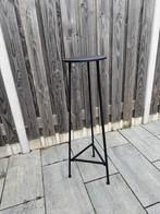 Zwarte metalen plantenstandaard - zo goed als nieuw, Huis en Inrichting, Ophalen, Minder dan 55 cm, Metaal of Aluminium, Rond