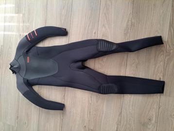 Nieuw wetsuit ION element 5.5/4.5 mm beschikbaar voor biedingen