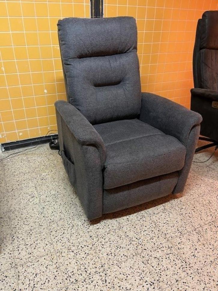 Sta-op stoel  direct leverbaar, Huis en Inrichting, Stoelen, Nieuw, Vier, Leer, Stof, Grijs, Ophalen