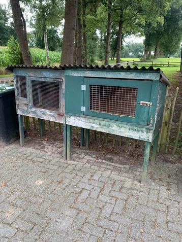 Konijnenhokken beschikbaar voor biedingen