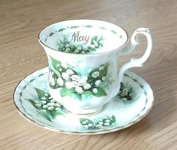 Royal Albert kop en schotel, volgnr 12 beschikbaar voor biedingen